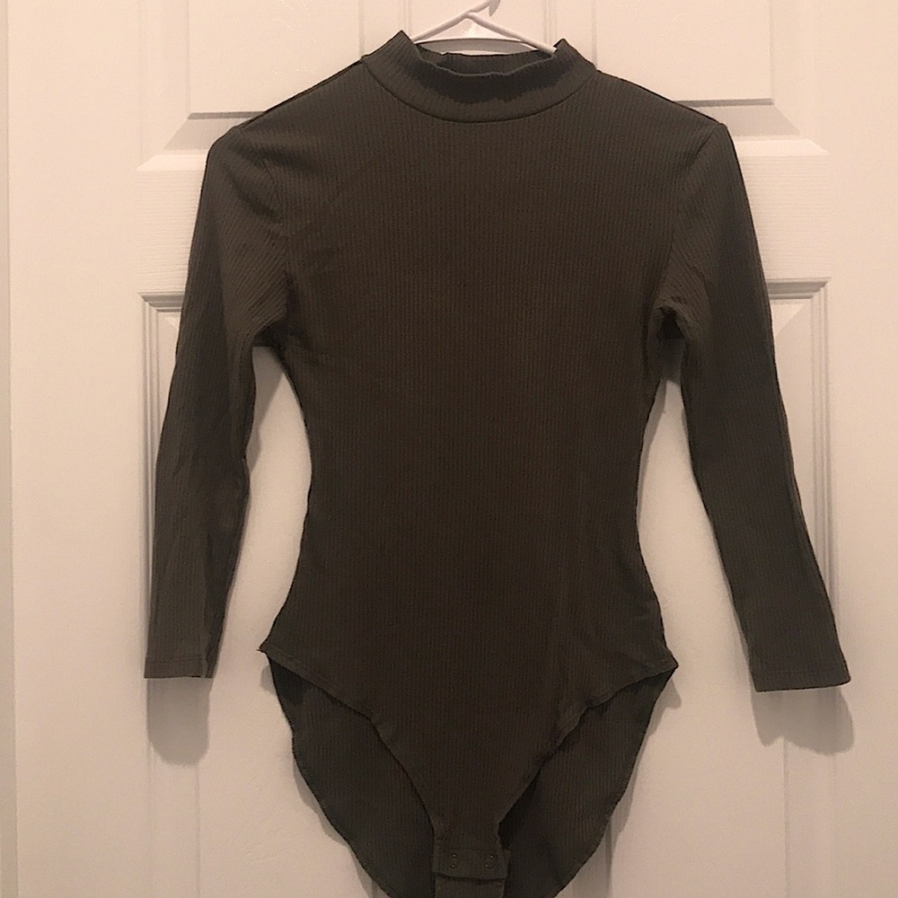 Olive green mock neck long sleeve body shirt